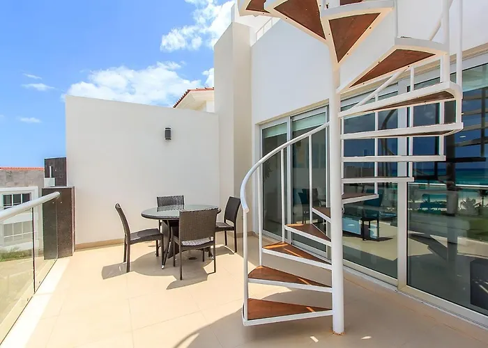 Luxury At Mareazul Beachfront Complex With Resort-style Amenities Apartamento Playa del Carmen